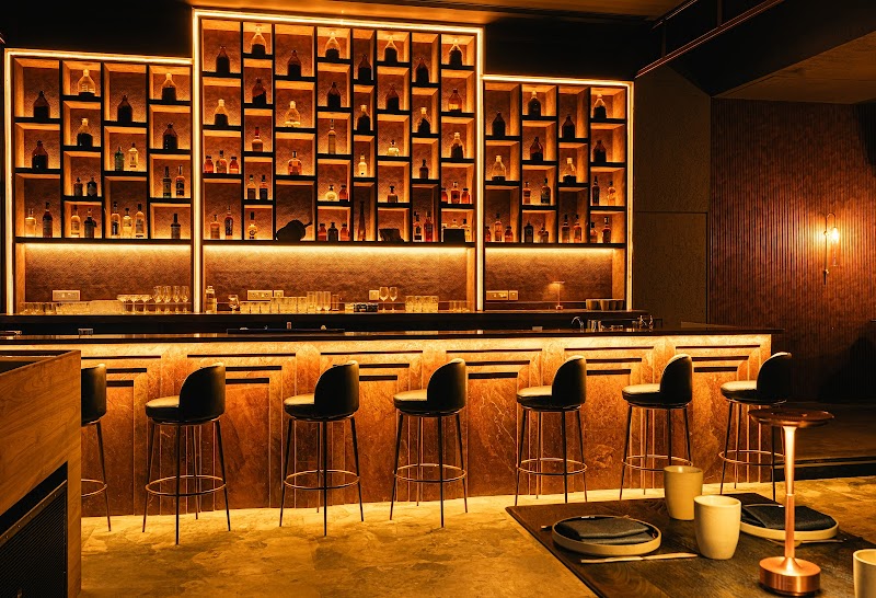 8ish Mumbai / Nariman Point Place mentioned in saved reels