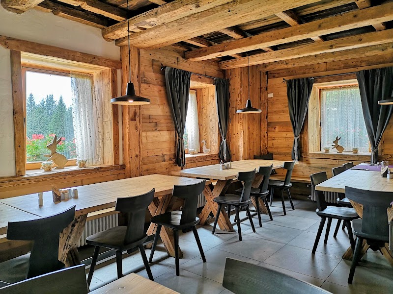 Agriturismo Malga Maraia / Dolomites