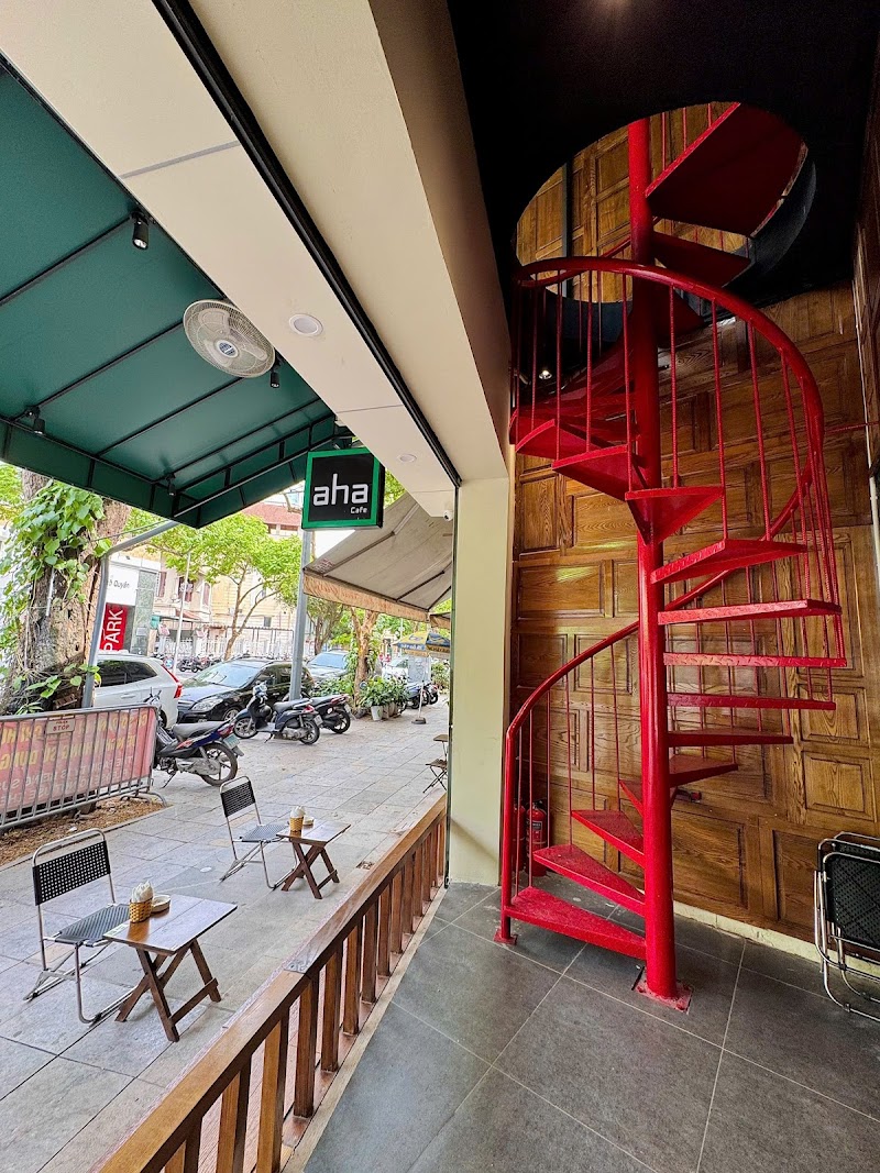 AHA Cafe / Hanoi