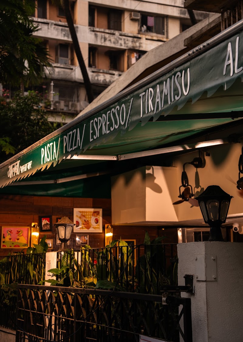 Alba Pasta Bar / Bandra West Place mentioned in saved reels
