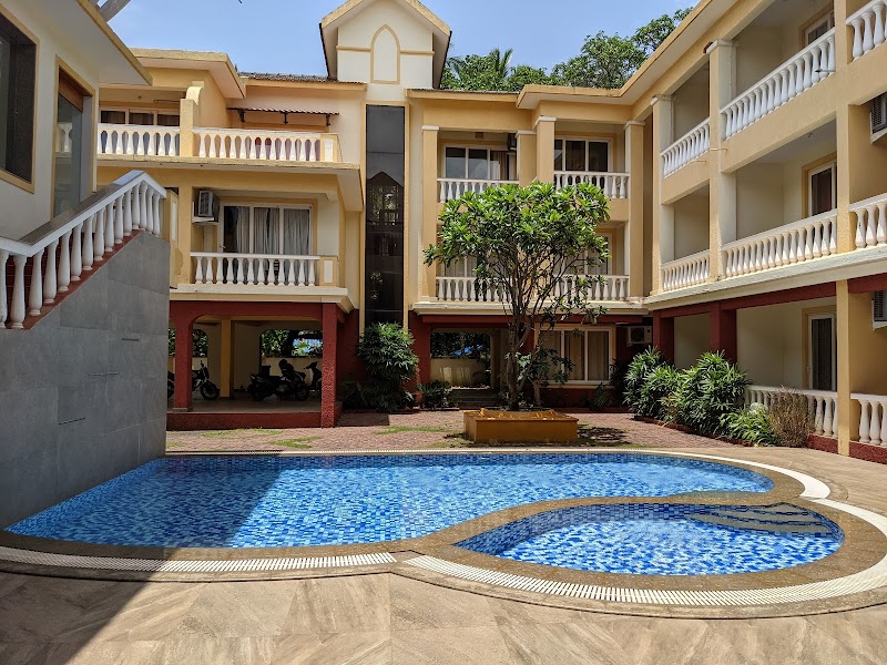 Amber Glass House Suite / Siolim