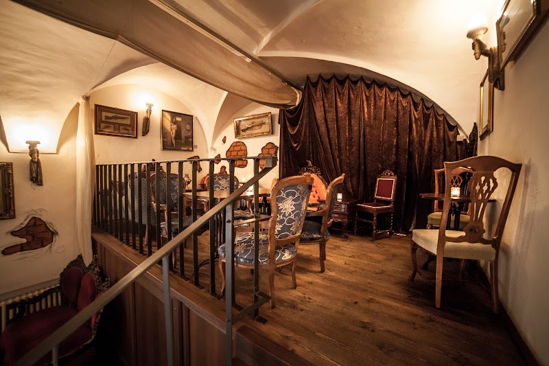 Anonymous Bar / Prague