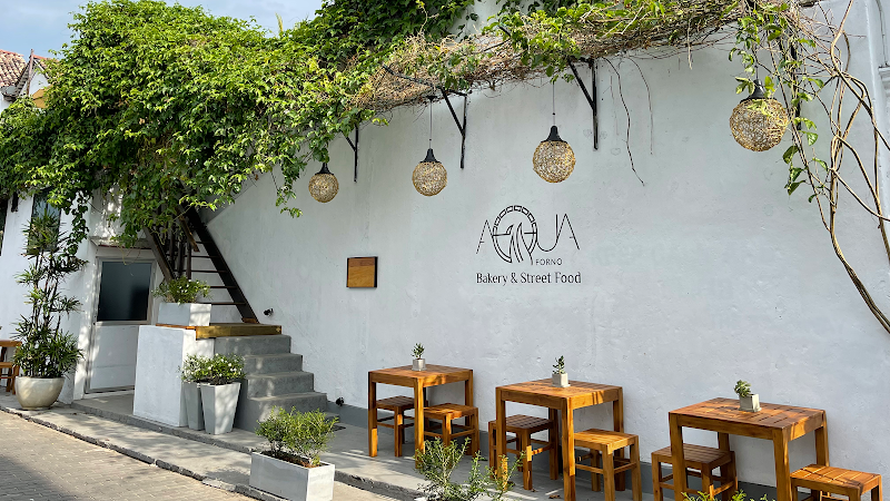 AQUA Forno / Galle