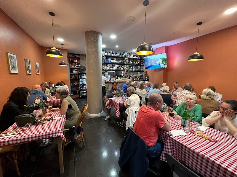 Artigiano Ristorante Pizzeria / Lisbon Place mentioned in saved reels