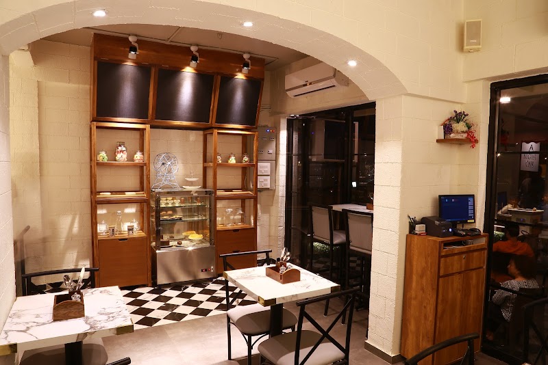 August Cafe / Andheri Place mentioned in saved reels