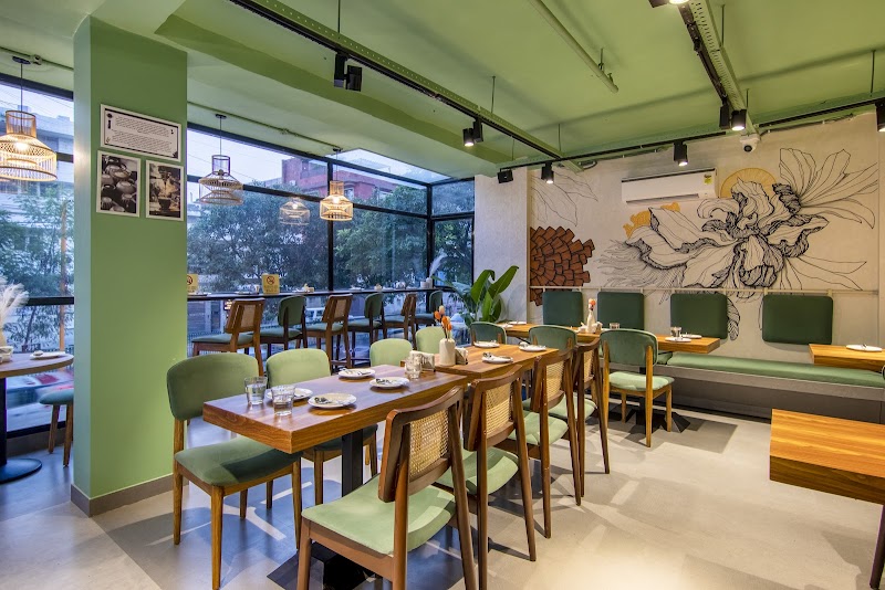 Avaya Cafe / Green Park