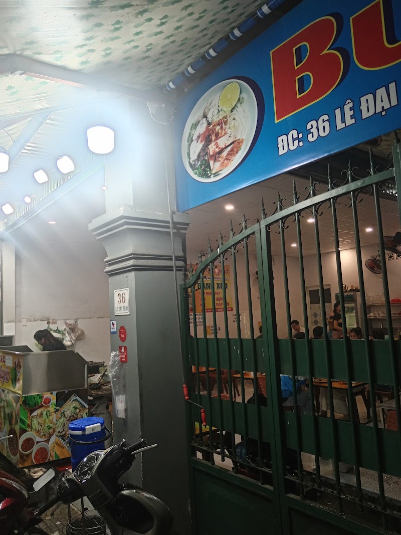 Bánh xèo cô Xuyên / Nha Trang