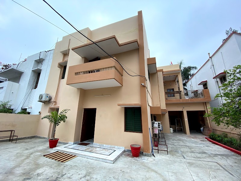 Backpackers Den / Lucknow Place mentioned in saved reels