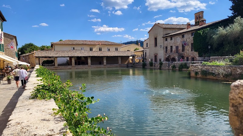 Bagno Vignoni / Tuscany Place mentioned in saved reels