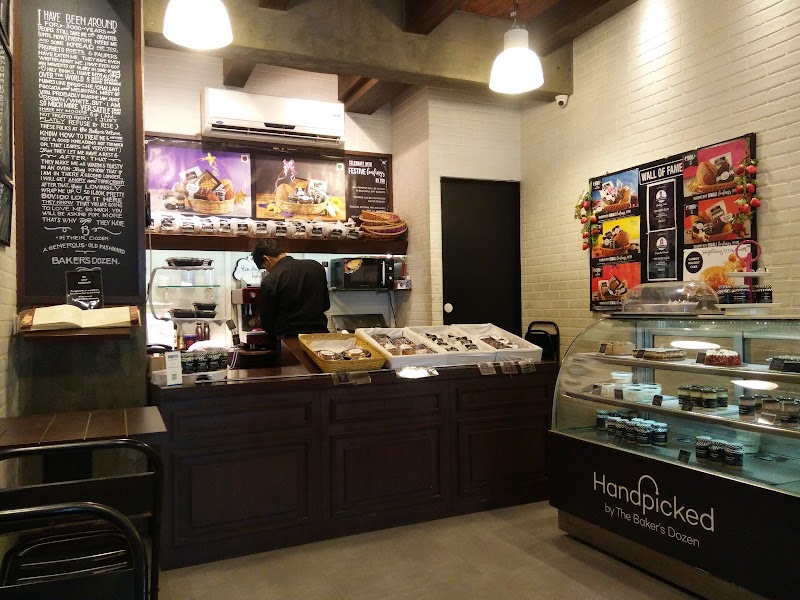 Baker's Dozen / Prabhadevi