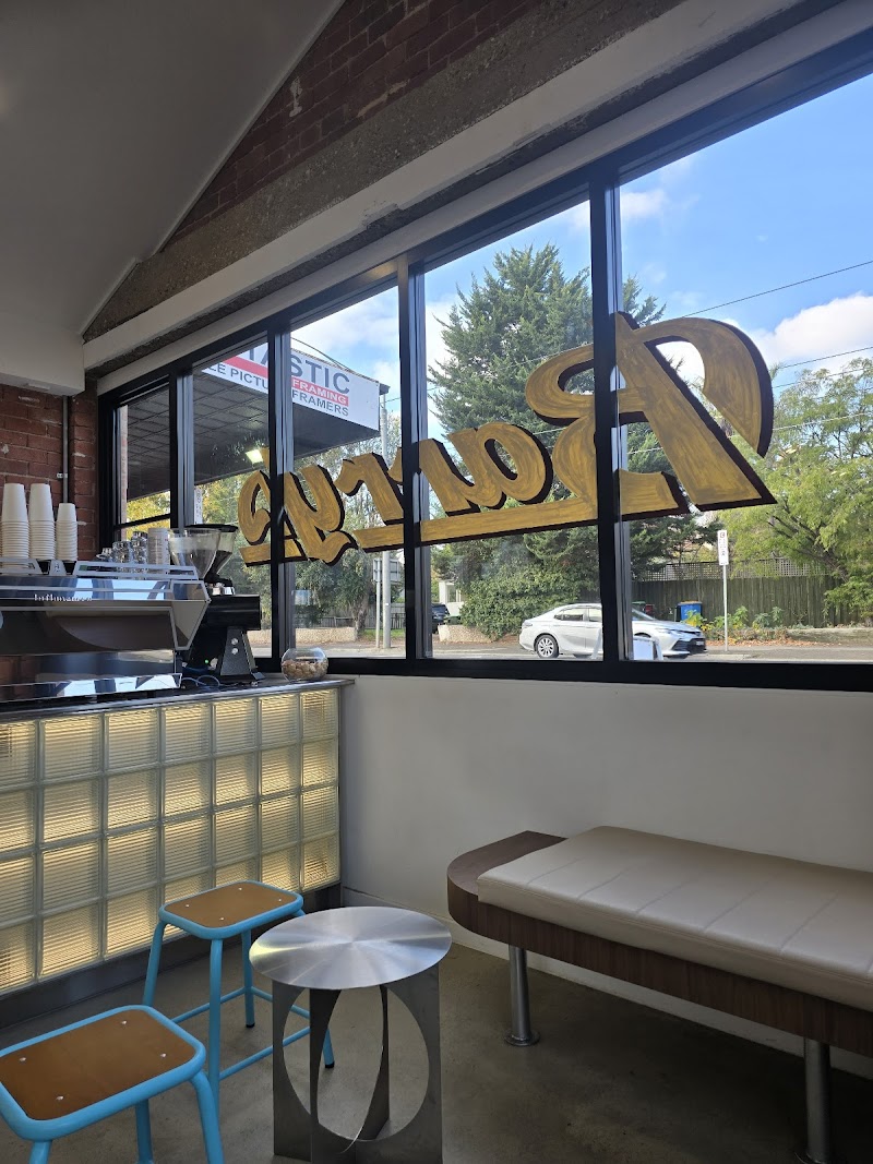 Barry’s Garage / Kew Place mentioned in saved reels