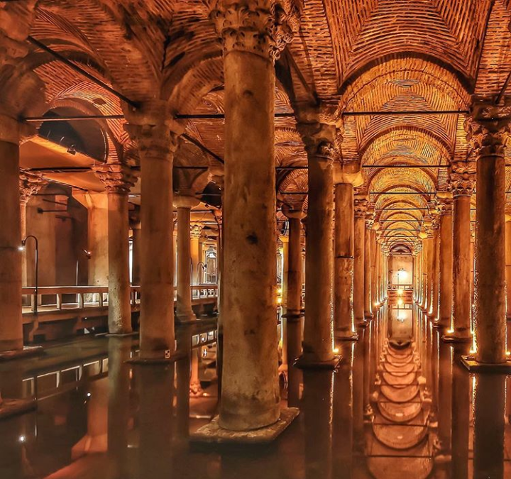 Basilica Cistern / Istanbul