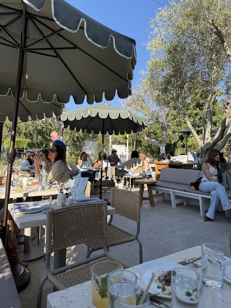 Beethoven Market / Mar Vista