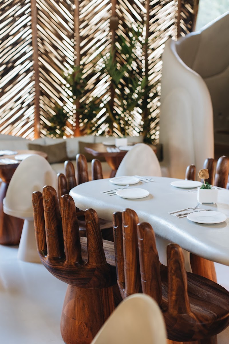 Begin / Cortes Valencianas Place mentioned in saved reels