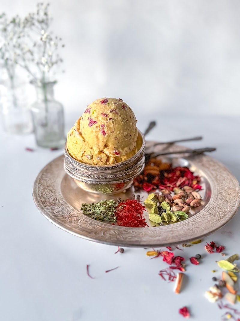 Bina's Fresh Batch Ice Cream / Mumbai Place mentioned in saved reels