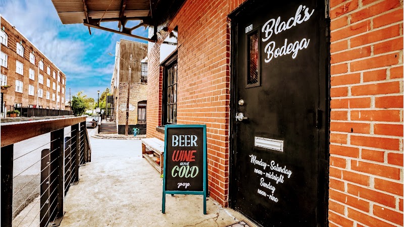 Black's Bodega / Houston