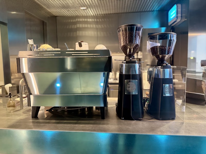 Blue Bottle Korea / Seoul Place mentioned in saved reels