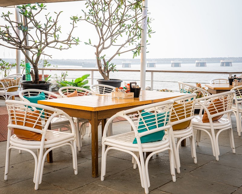 Boardwalk by Flamboyante / Alibaug