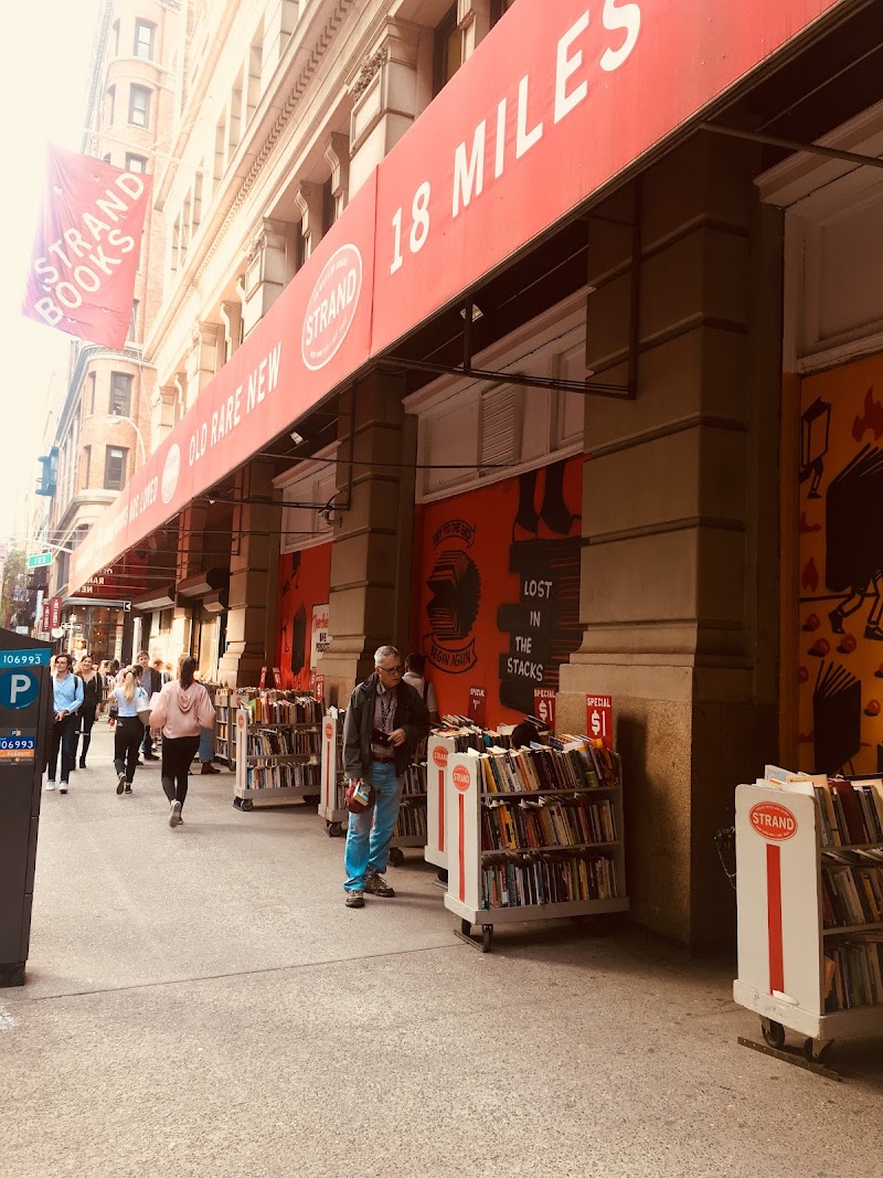 Bookstore / New York City Place mentioned in saved reels