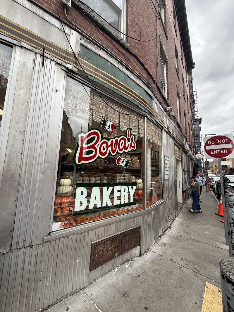 Bova's Bakery / Boston