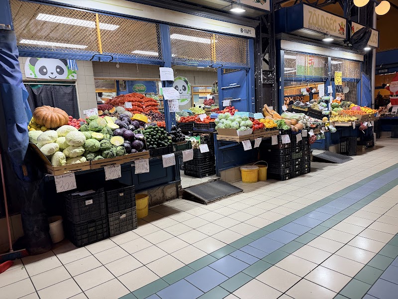 Budapest Central Market Hall / Budapest Place mentioned in saved reels