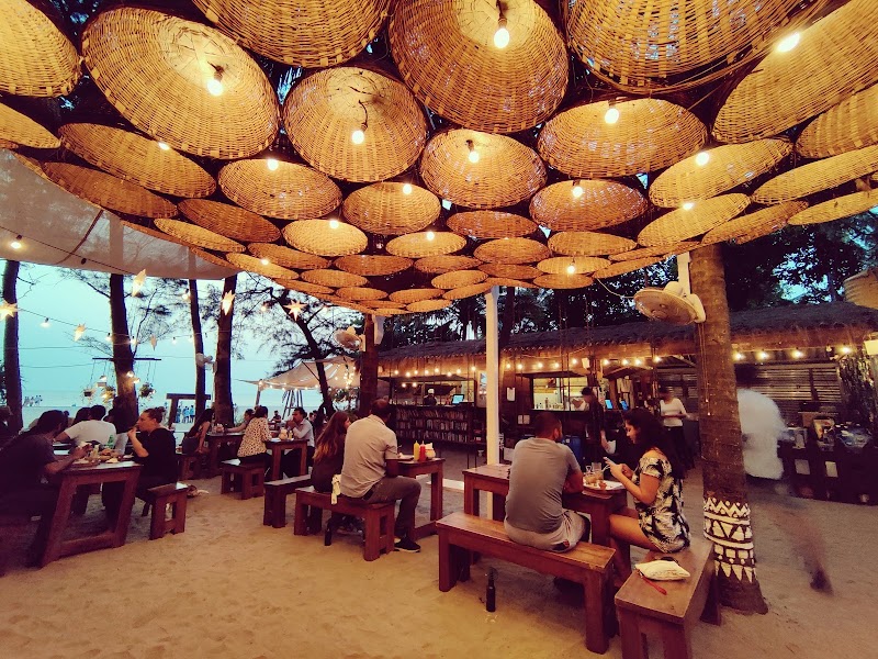 Burger Factory / Morjim