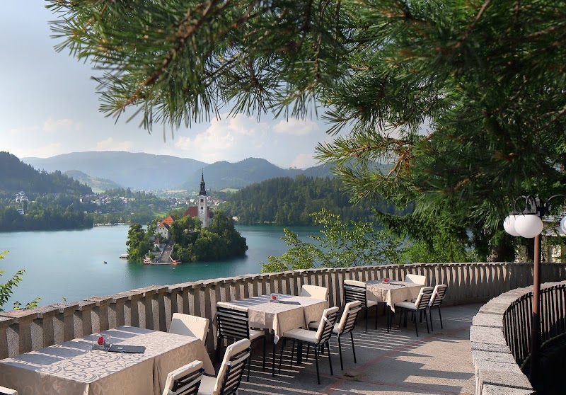 Café Belvedere / Bled