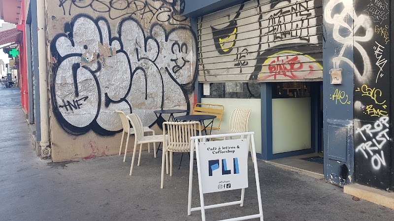Café Pli / Paris