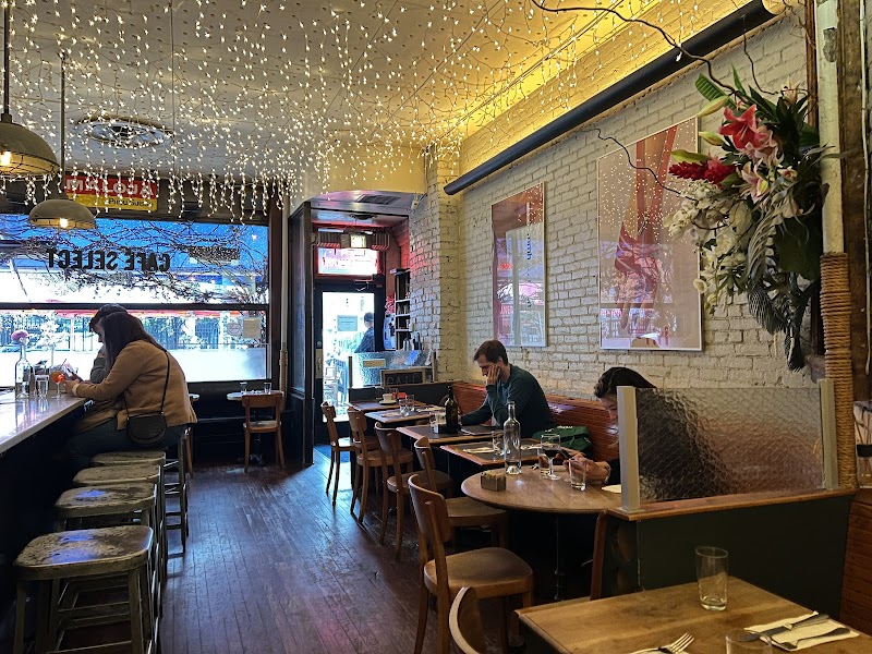 Café Select / SoHo Place mentioned in saved reels