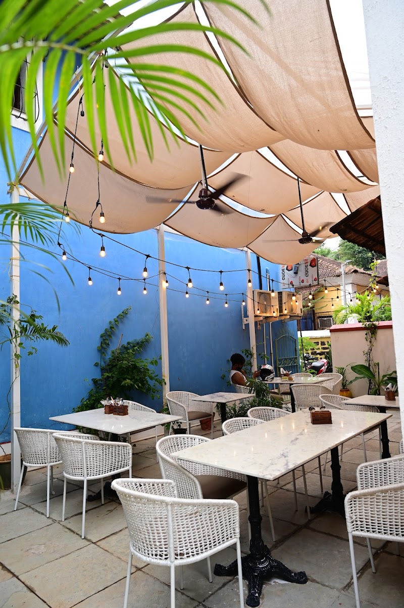 Cafe Ederra / Fontainhas