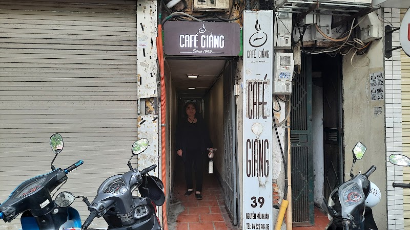 Cafe Giảng / Hanoi Place mentioned in saved reels