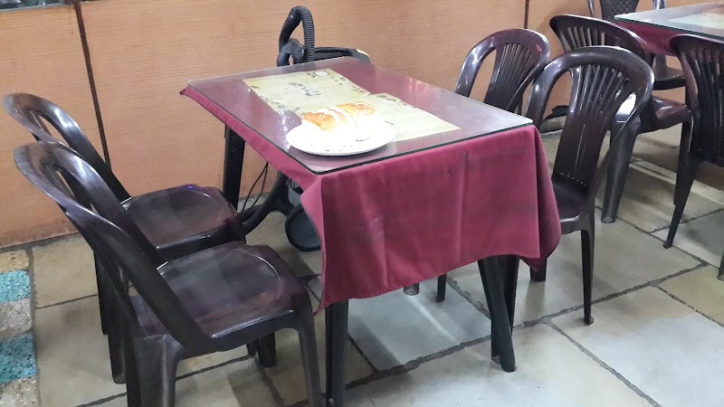 Cafe Goodluck / Pune