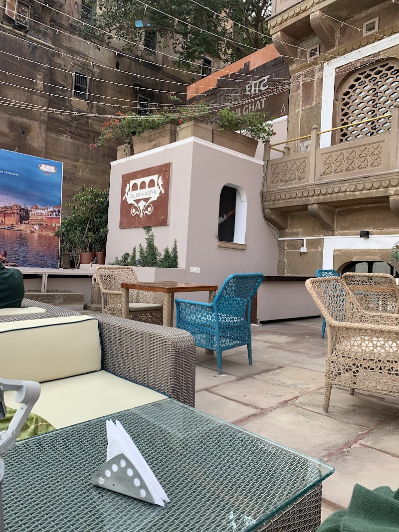 Cafe Guleria / Varanasi