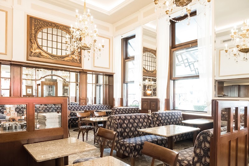 Cafe Mozart / Vienna