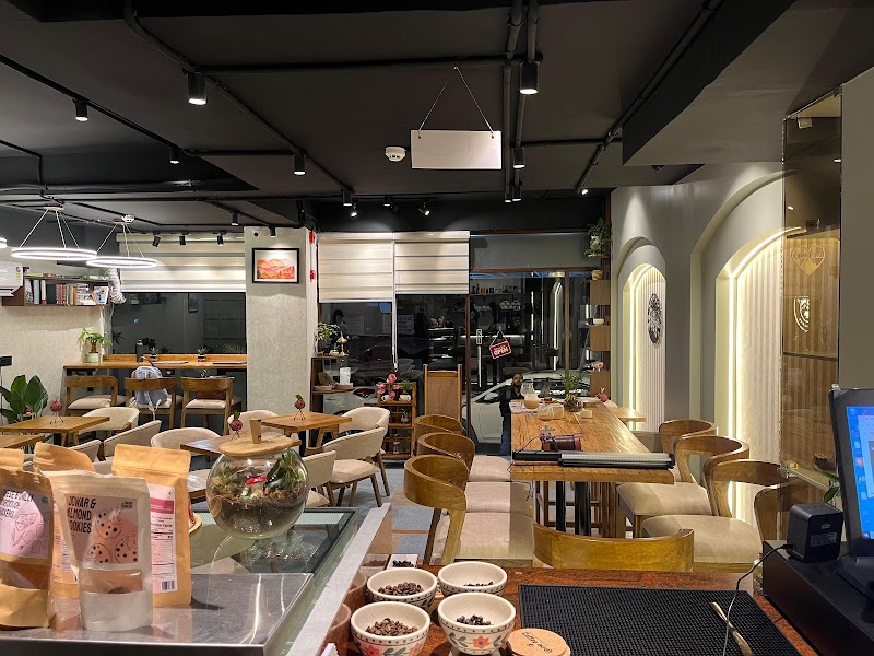 Cafe Roastique / Noida