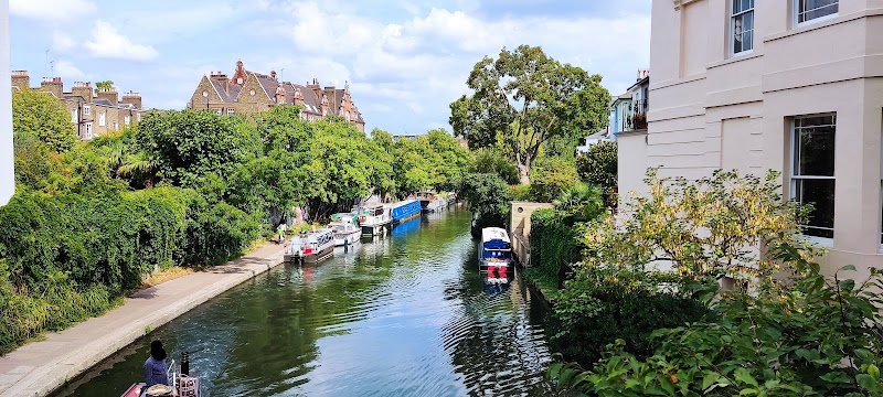 Camden Market / London Place mentioned in saved reels
