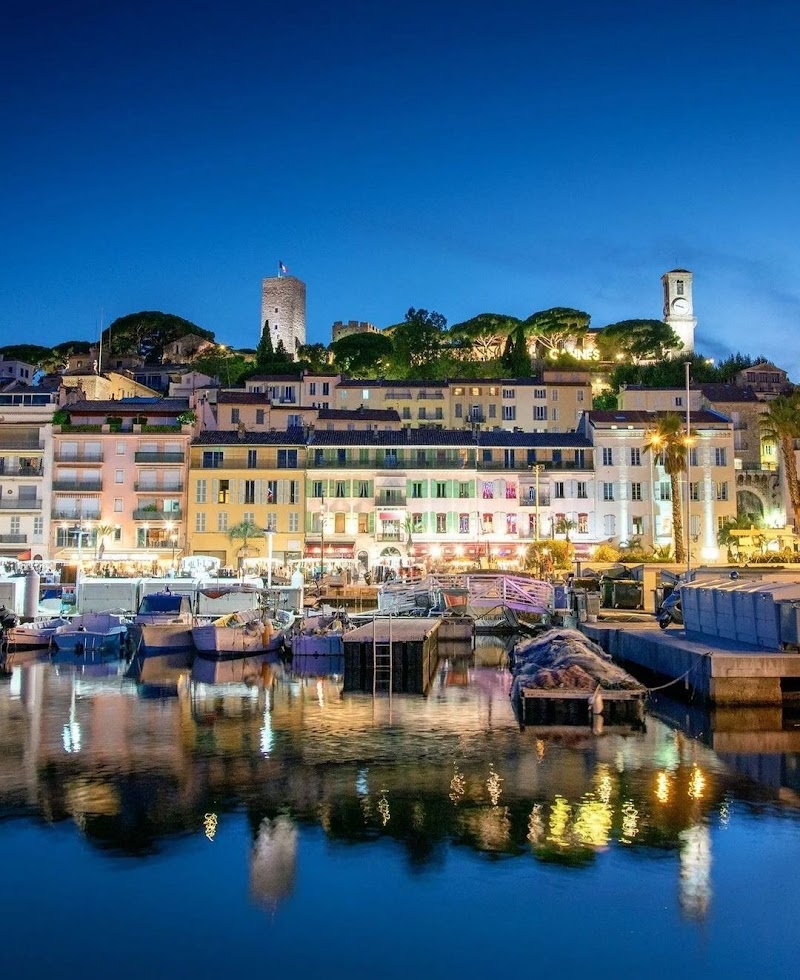 Cannes / France Place mentioned in saved reels