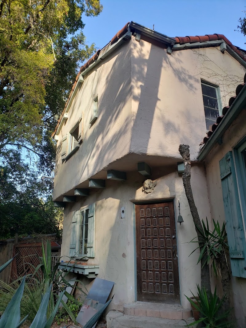 Canyon / Los Angeles Place mentioned in saved reels