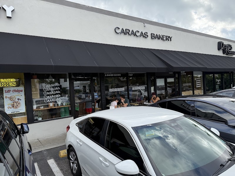 Caracas Bakery / Miami
