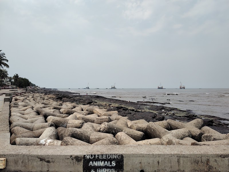 Carter Road / Mumbai Place mentioned in saved reels