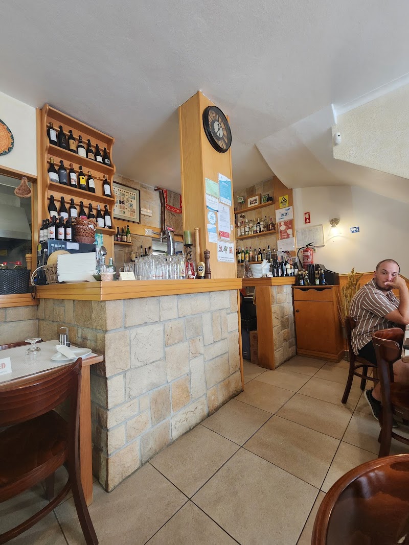 Casinha Do Petisco / Lagos Place mentioned in saved reels