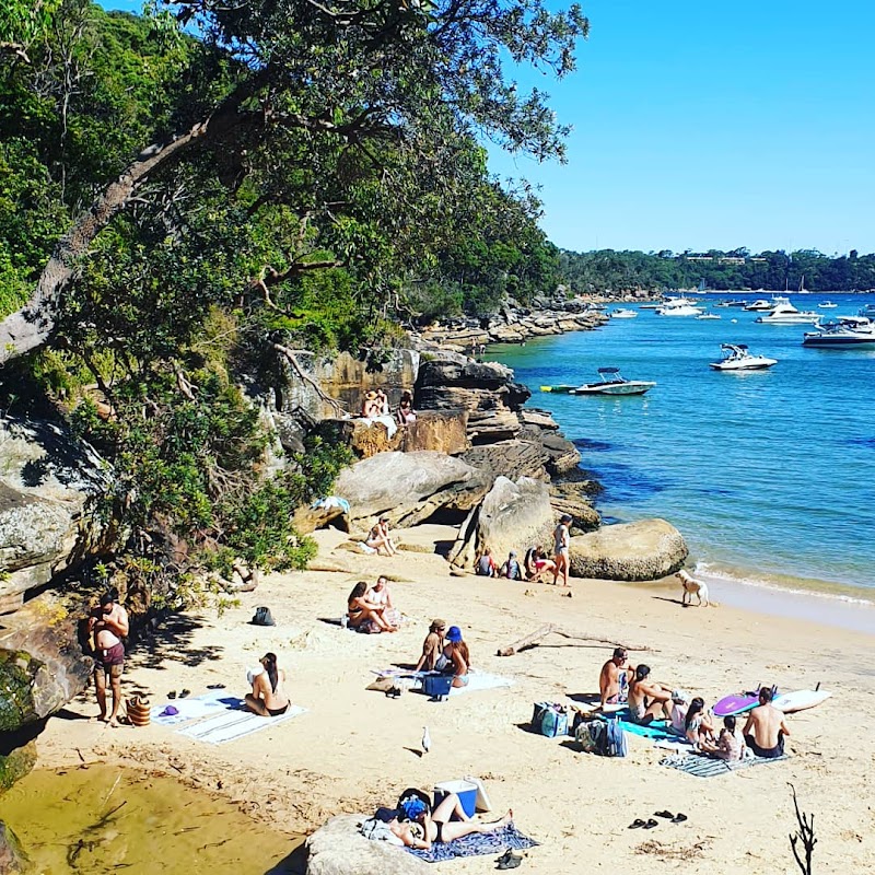 Castle Rock Beach / Sydney