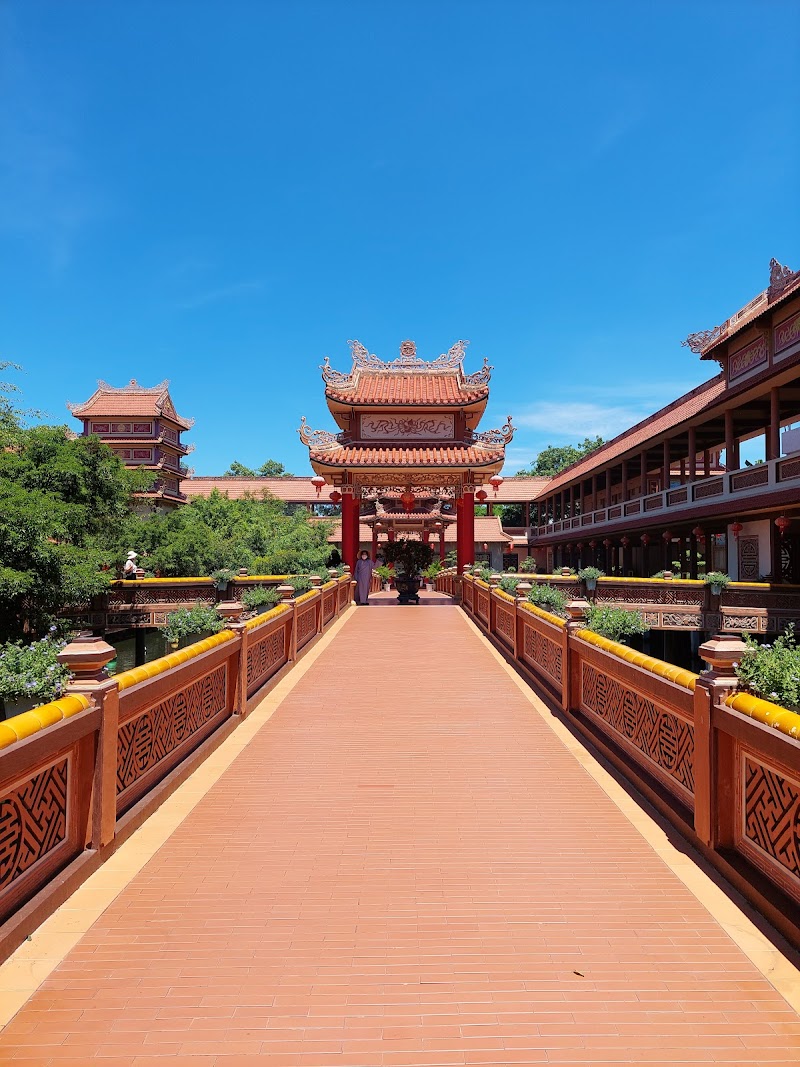 Chùa Nam Sơn / Da Nang Place mentioned in saved reels