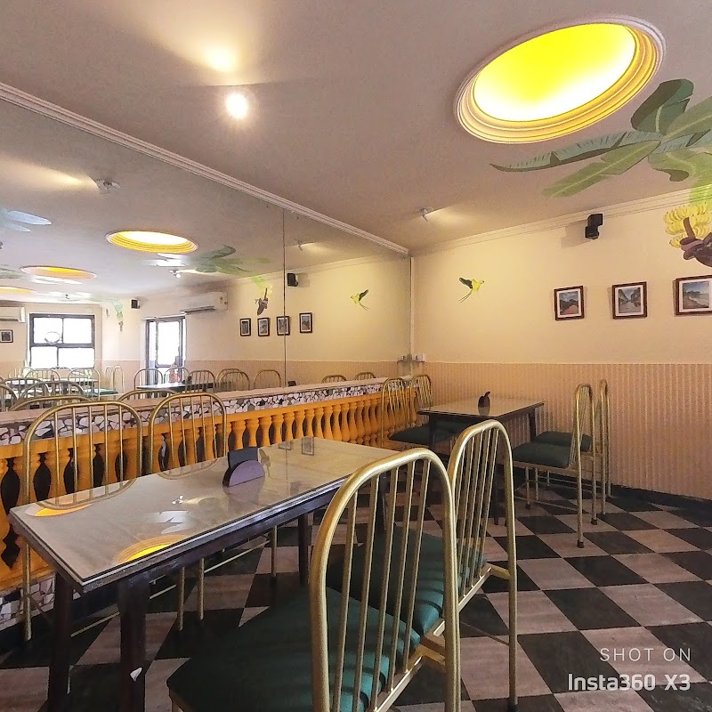 Chakos - Kitchen and Bar / Fontainhas