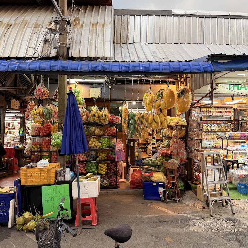 Chatuchak Weekend Market / Bangkok