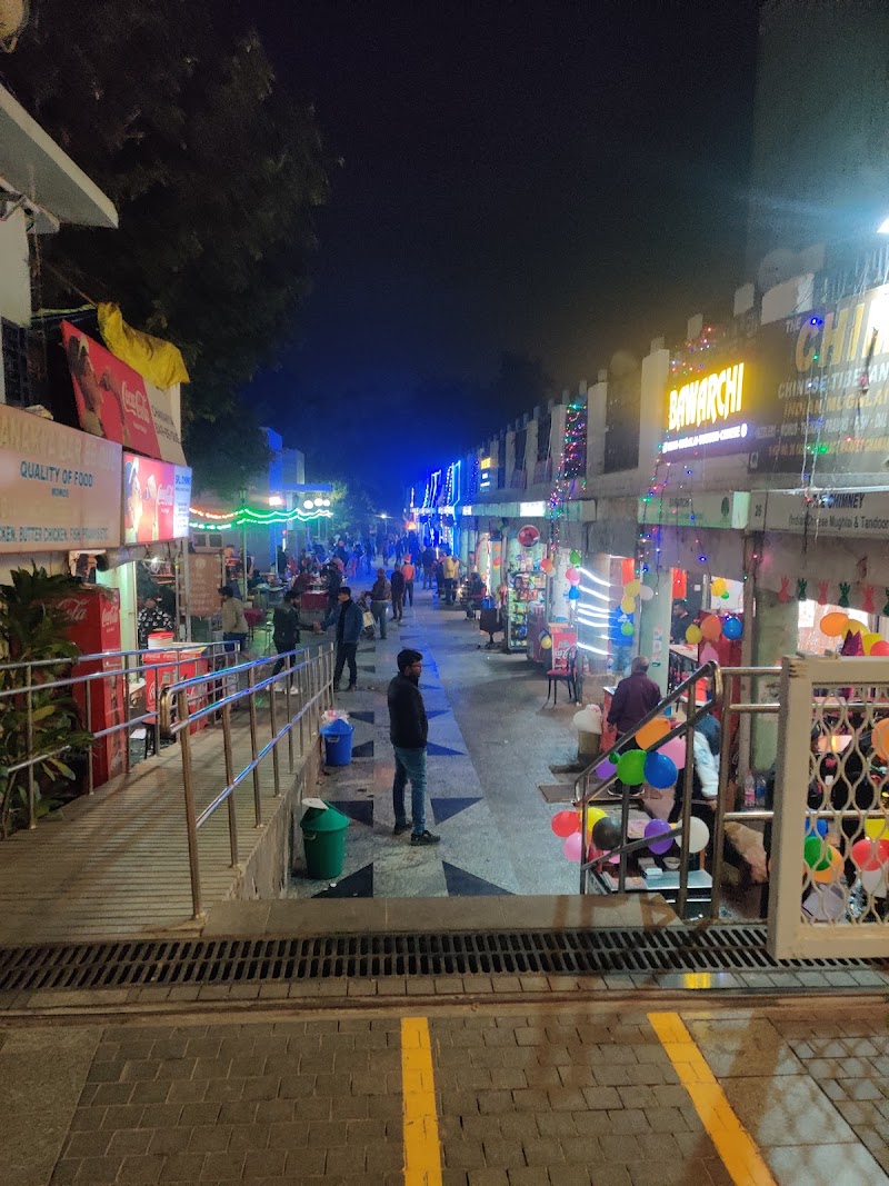 Chimney Sizzlers / Yashwant Place