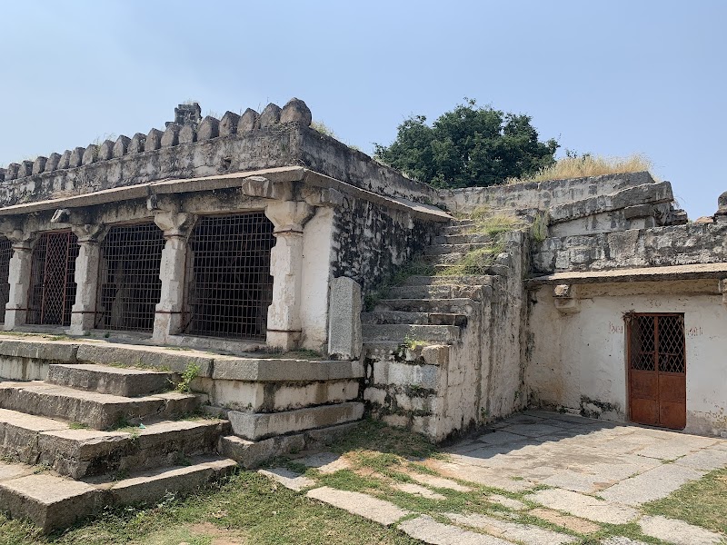 Chintamani Temple / Hampi