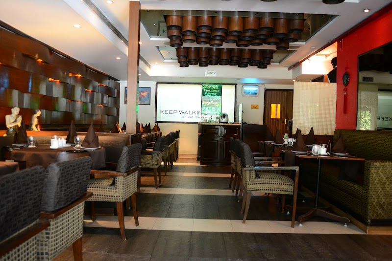 Chungwa / Greater Kailash II