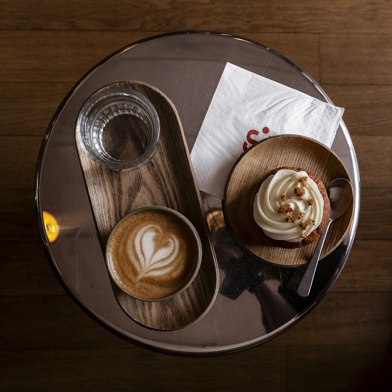 Coeur Coffee Roaster / Montmartre