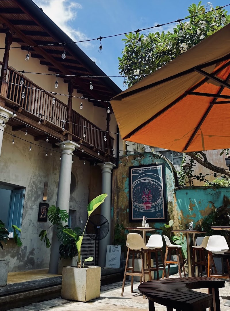 Coffee Brunch Cafe / Galle